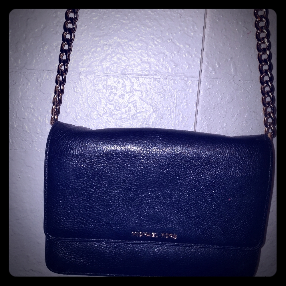 Mk crossbody in used condition.